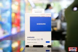 54104_o_cung_gan_ngoai_ssd_samsung_t7_portable_2tb_xanh_11.jpg 4