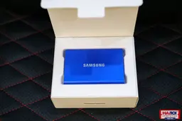 54104_o_cung_gan_ngoai_ssd_samsung_t7_portable_2tb_xanh_22.jpg 5
