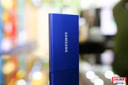 54104_o_cung_gan_ngoai_ssd_samsung_t7_portable_2tb_xanh_55.jpg 8