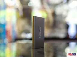 54106_o_cung_gan_ngoai_ssd_samsung_t7_portable_1tb_den_44.jpg 7