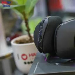 55855_tai_nghe_gaming_logitech_lightspeed_g733_wireless_7_1_rgb_13.jpg 9