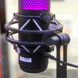 56473_hyperx_quadcast_s_rgb_3.jpg 11