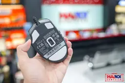 58098_chuot_choi_game_razer_naga_x_usb_rgb_den_rz01_03590100_r3m1_2.jpg 5
