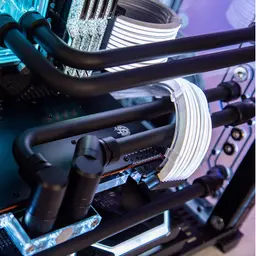 58363_lian_li_pc_o11_dynamic_black_modding__4_.jpg 6