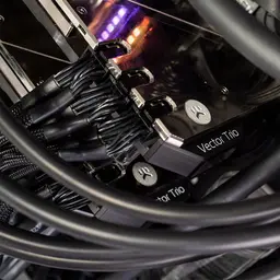 59244__workstation_multi_gpu___soft_tube_watercooling__6_.jpg 5