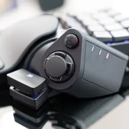 51138_ban_phim_razer_tartarus_pro_analog_optical_gaming_keypad_rgb_chroma_black_2.jpg 14