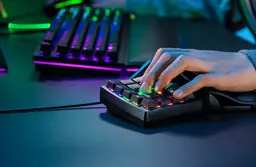 51138_razer_tartarus_pro_analog_optical_gaming_keypad_rgb_chroma_black_rz07_03110100_r3m1_9.jpg 3