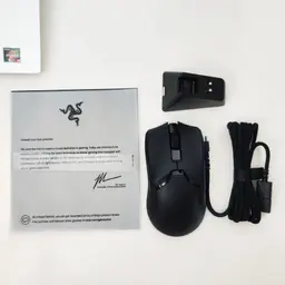 51143_chuot_razer_viper_ultimate_wireless_rgb_chroma_black_rz01_03050100_r3a1_1.jpg 5