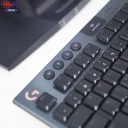 53336_ban_phim_logitech_g913_tkl_lightspeed_wireless_rgb_blue_switch_07.jpg 12