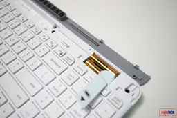 64337_bo_ban_phim_chuot_khong_day_logitech_mk470_trang_usb_05.JPG 9