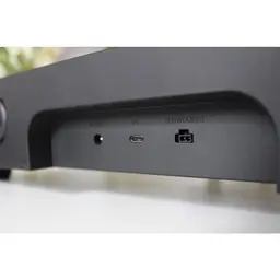 64598_loa_razer_leviathan_v2_bluetooth_gaming_speaker_rz05_03920100_r3g1_8.jpg 9