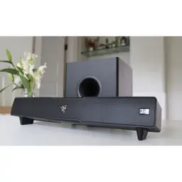 64598_loa_razer_leviathan_v2_bluetooth_gaming_speaker_rz05_03920100_r3g1_3.jpg 4