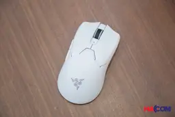 65961_chuot_game_khong_day_razer_viper_v2_pro_white_ultra_lightweight_rz01_04390200_r3a1_005.jpg 9