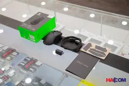 66718_chuot_game_khong_day_razer_viper_v2_pro_black_ultra_lightweight_rz01_04390100_r3a1_003.jpg 8