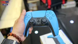 67467_tay_cam_choi_game_sony_ps5_dualsense_starlight_blue_02.jpg 4
