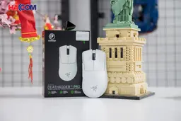 68798_chuot_game_khong_day_razer_deathadder_v3_pro_ergonomic_white_rz01_04630200_r3a1_001.JPG 4