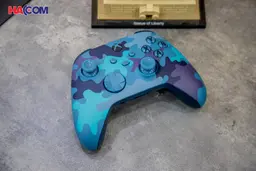 69301_tay_cam_choi_game_khong_day_xbox_one_series_x_mineral_camo_xanh_004.JPG 7