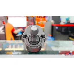 69919_combo_vo_lang_dua_xe_logitech_g923_va_can_so_logitech_shifter_12.jpg 8