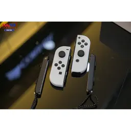61005_may_choi_game_nintendo_switch_oled_white_trang_08.jpg 15
