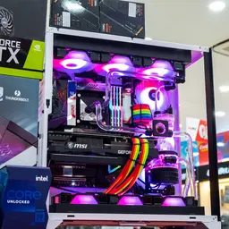 61425_lian_li_o11_dynamic_xl_watercooling_ekwb__7_.jpg 6