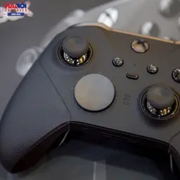 62305_tay_cam_choi_game_khong_day_microsoft_xbox_one_elite_series_2_black_013.jpg 16