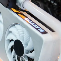 62394_lian_li_o11_dynamic_watercooling_white__8_.jpg 8