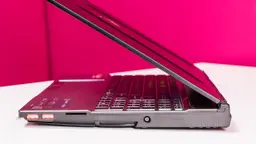 63588_laptop_msi_alpha_15_9.jpg 9