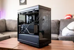 76027_hyte_y40_case_review_11.jpg 7