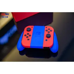 71436_may_choi_game_nintendo_switch_mario_red_blue_edition_07.jpg 12