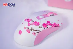 72709_chuot_gaming_khong_day_dareu_em901x_pink_led_rgb_08.JPG 8