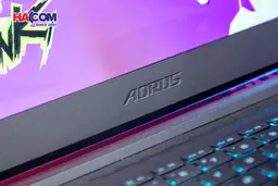 72995_laptop_gigabyte_gaming_aorus_15_9mf_e2vn583sh_010.JPG 16