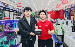 86007_tay_cam_choi_game_8bitdo_ultimate_wired_controller_cho_windows_android_nintendo_switch_mau_den_1_kh.jpg 7