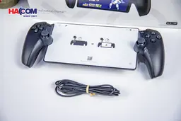 89405_playstation_portal_remote_player_for_ps5_console_mau_den_05.JPG 7