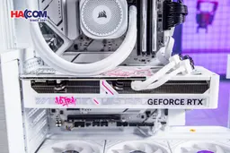 91079_pc_hacom_platinum_010_intel_i7_14700f_vga_rtx_5070_artic_011.JPG 11
