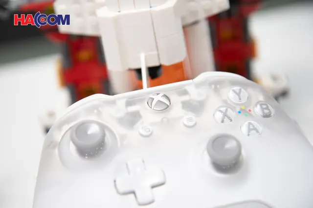47805_tay_game_khong_day_xbox_one_s_phantom_white_007.JPG 10