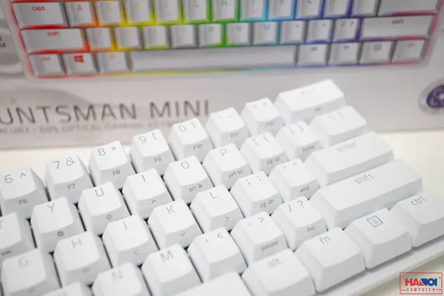 55390_ba_n_phi_m_co_razer_huntsman_mini_mercury_rz03_03390300_r3m1_03.JPG 4