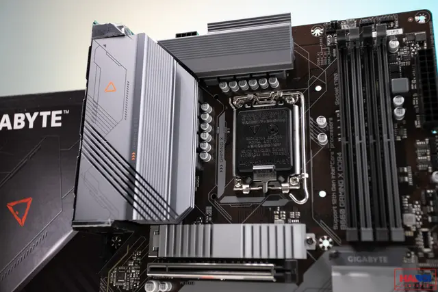 64307_mainboard_gigabyte_b660_gaming_x_ddr4__2_.JPG 5