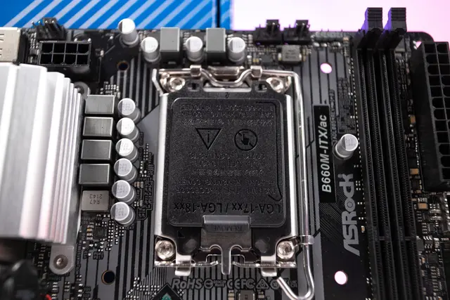 64432_mainboard_asrock_b660m_itx_ac__2_.JPG 5