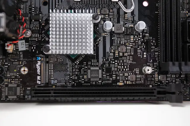 64432_mainboard_asrock_b660m_itx_ac__3_.JPG 6