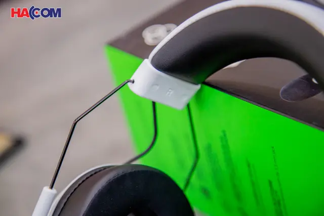 64597_tai_nghe_razer_blackshark_v2_x_wired_gaming_headset_trang_rz04_03240700_r3m1_008.JPG 11