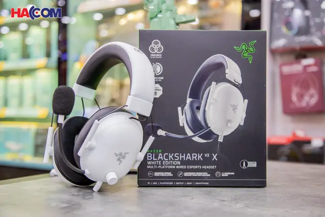 64597_tai_nghe_razer_blackshark_v2_x_wired_gaming_headset_trang_rz04_03240700_r3m1_001.JPG 4