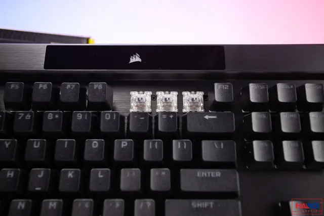65671_ban_phim_game_corsair_k70_rgb_pro_speed_sw_usb_ch_9109414_na_005.JPG 6