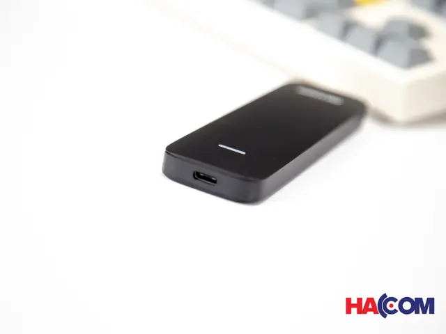 66675_o_cung_di_dong_hikvision_ssd_256gb_usb3__1_.JPG 4