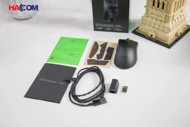 67663_chuot_game_khong_day_razer_deathadder_v3_pro_ergonomic_usb_rgb_rz01_04630100_r3a1_002.JPG 6