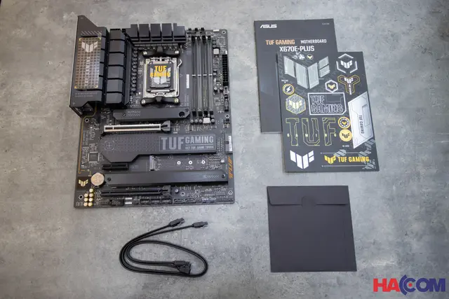 67972_mainboard_asus_tuf_gaming_x670e_plus_at__8_.JPG 10