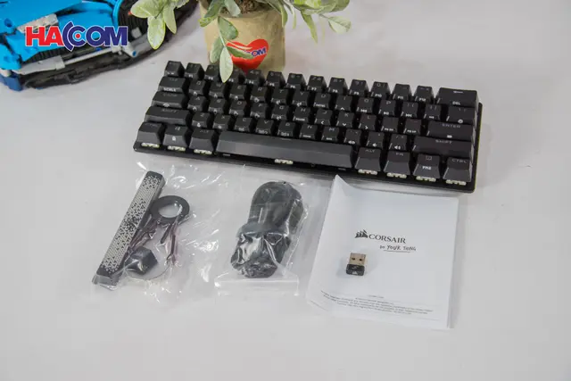 68340_ban_phim_game_khong_day_corsair_k70_pro_mini_den_red_sw_ch_9189010_na_006.JPG 10