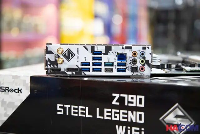 68446_mainboard_asrock_z790_steel_legend_wifi_xt__7_.JPG 10