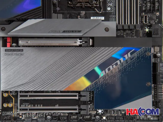 68449_mainboard_gigabyte_z790_aorus_master_at__4_.JPG 9