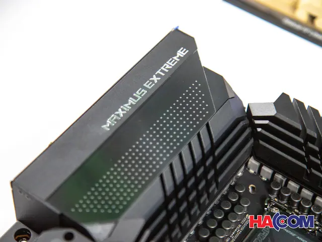 68458_mainboard_asus_rog_maximus_z790_extreme_at__8_.JPG 10