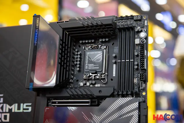 68460_mainboard_asus_rog_maximus_z790_hero_at__4_.JPG 5